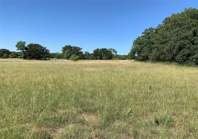 Homes for sale in Nocona, TX | 100 W Huron Cir, Nocona, TX 76255 | MLS# 21287433