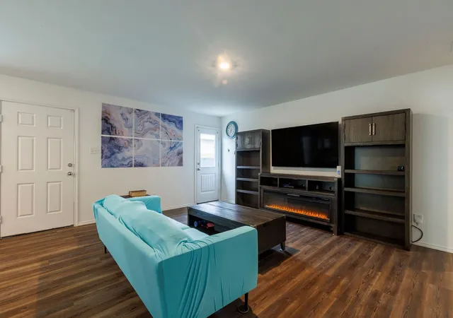 Photo 2 of Single family home for sale at 2233 Great Belt Blvd, Crandall, TX 75114 | MLS# 21263860 | Listing updated on 2026-08-22