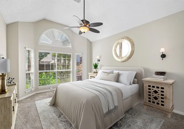 Photo 3 of Sale Pending at 11405 Knoxville Ln, Frisco, TX 75035 | MLS# 21281370 | Listing updated on 2026-07-20