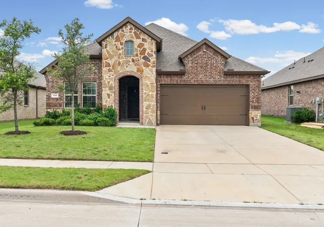 Photo 2 of Single family home for sale at 179 Longhorn Pass, Caddo Mills, TX 75135 | MLS# 21285851 | Listing updated on 2026-08-22