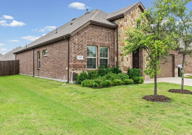 Photo 3 of Single family home for sale at 179 Longhorn Pass, Caddo Mills, TX 75135 | MLS# 21285851 | Listing updated on 2026-09-23