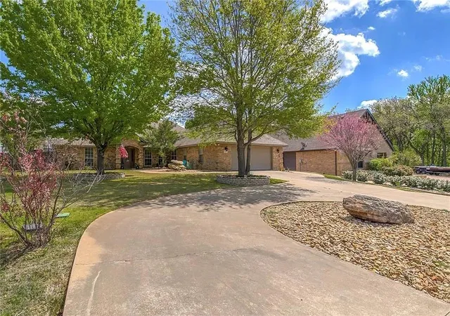 1st image of 6325 Sonora Dr, Granbury, TX 76049 | MLS# 21282820