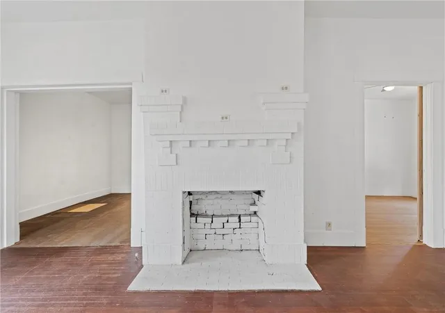 Photo 4 of Single family home for sale at 433 Chambers St, Marlin, TX 76661 | MLS# 21287455 | Listing updated on 2026-07-14