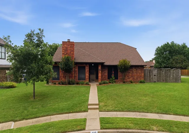 Homes for sale in Garland, TX | 605 Buttercup Cir, Garland, TX 75040 | MLS# 21287533