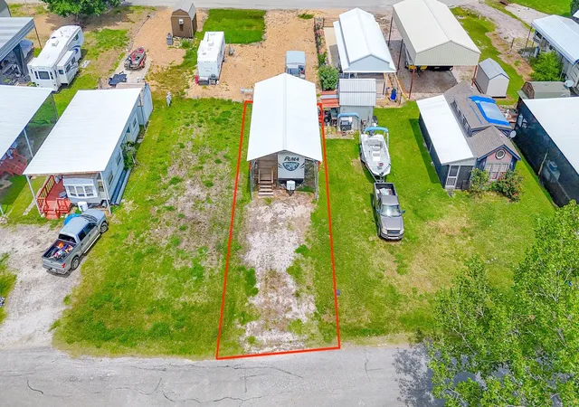 Homes for sale in Kerens, TX | Lot 71 Pelican Isle, Kerens, TX 75144 | MLS# 21287370
