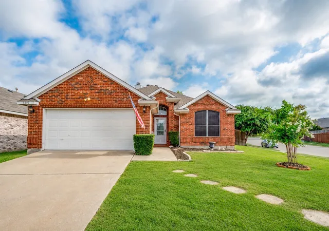 Photo 1 of Single family home for sale at 9300 Chesapeake Ln, Mc Kinney, TX 75071 | MLS# 21287603 | Listing updated on 2026-10-07
