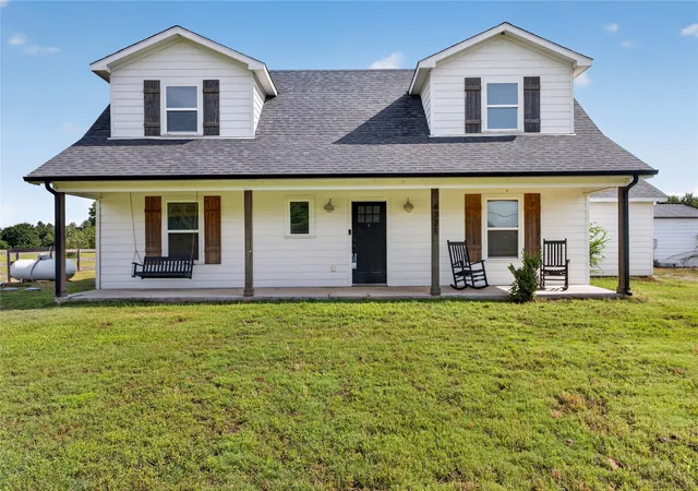 Photo 1 of Single family home for sale at 4221 Fm 120 E, Denison, TX 75020 | MLS# 21281401 | Listing updated on 2026-09-24