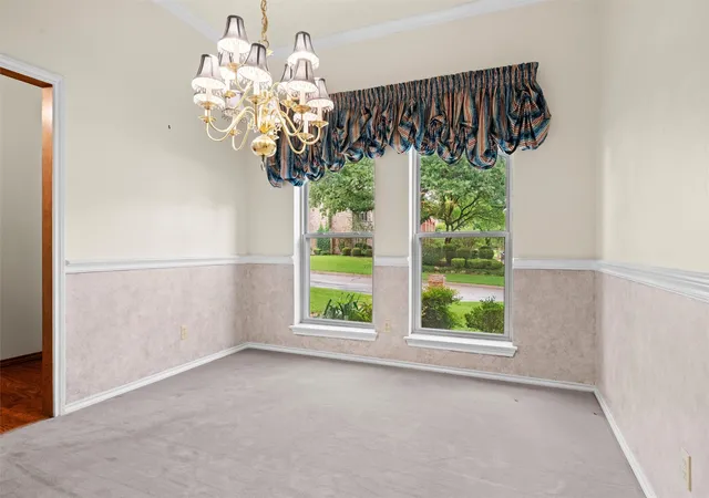 Photo 4 of Single family home for sale at 4930 High Creek Dr, Arlington, TX 76017 | MLS# 21281364 | Listing updated on 2026-10-07