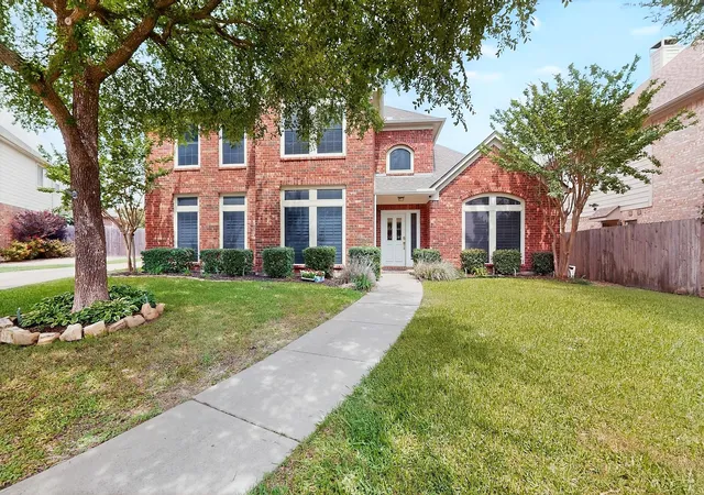 Homes for sale in Keller, TX | 1603 Creekridge Dr, Keller, TX 76248 | MLS# 21283048