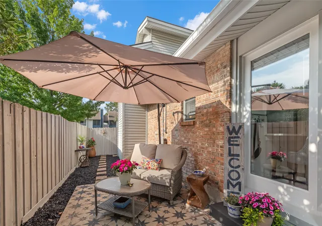 Homes for sale in Bedford, TX | 2501 Shady Ridge Dr, Bedford, TX 76021 | MLS# 21287820