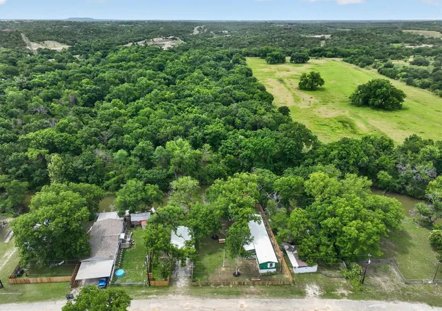 Homes for sale in Granbury, TX | 5469 Lake Granbury Trl, Granbury, TX 76048 | MLS# 21283853