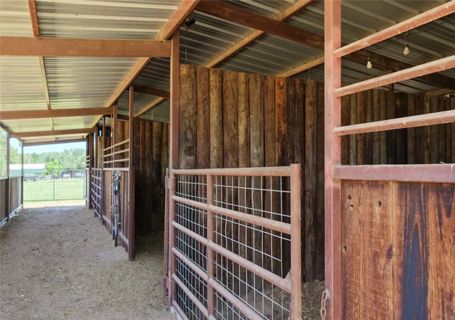 Photo 3 of House for sale at 3900 County Road 304, Comanche, TX 76442 | MLS# 21288102 | Listing updated on 2026-08-20
