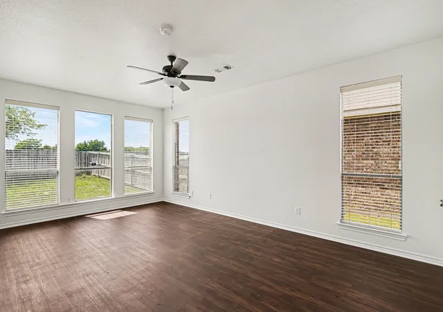 Photo 3 of Single family home for sale at 9712 Willow Branch Wy, Crowley, TX 76036 | MLS# 21278795 | Listing updated on 2026-08-21