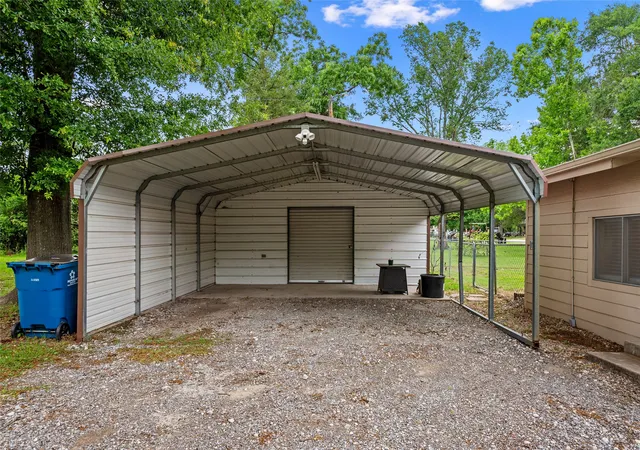 Photo 2 of Single family home for sale at 401 Centeral Ave, Quitman, TX 75783 | MLS# 21288006 | Listing updated on 2026-07-27