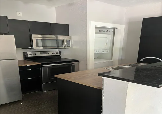 4th image of 4101 Esters Rd #111, Irving, TX 75038 | MLS# 21288212