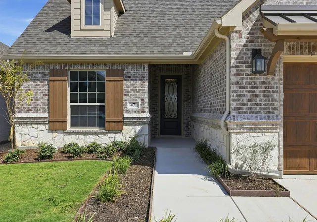Photo 2 of Condo for sale at 471 Florence Dr, Prosper, TX 75078 | MLS# 21288271 | Listing updated on 2026-10-06