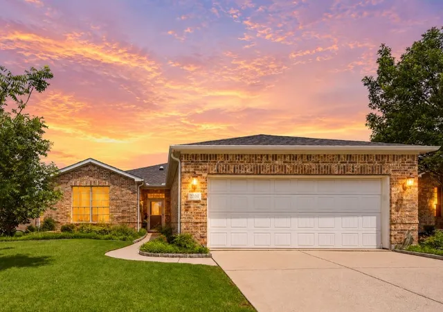 Photo 3 of Single family home for sale at 2204 Cane Hill Dr, Frisco, TX 75036 | MLS# 21275023 | Listing updated on 2026-10-04