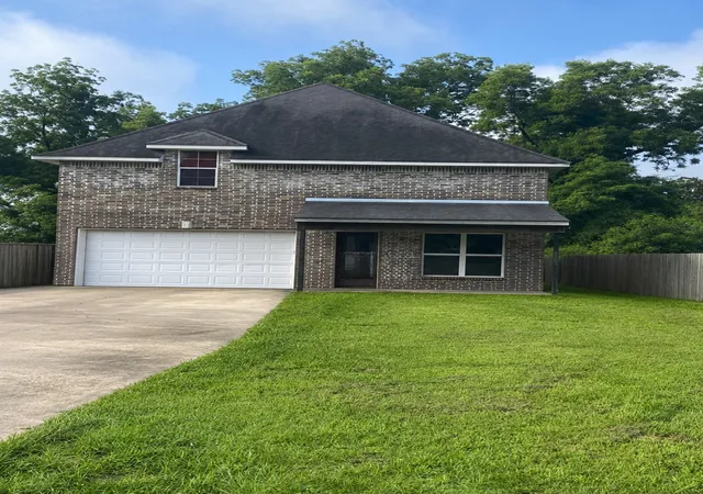 1st image of 2114 Pine St, Bossier City, LA 71112 | MLS# 21287459