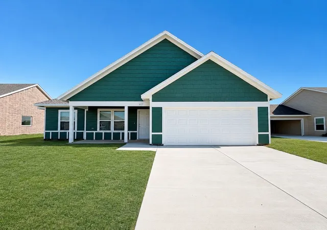 Photo 1 of Single family home for sale at 617 Crockett Dr, Cleburne, TX 76031 | MLS# 21288358 | Listing updated on 2026-10-06