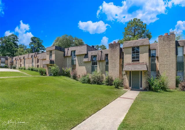 Photo 1 of Condo for sale at 7000 Creswell Rd #114, Shreveport, LA 71106 | MLS# 21288394 | Listing updated on 2026-07-10