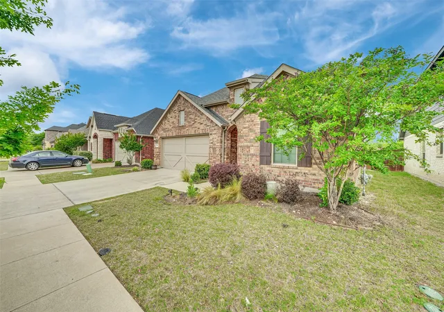 Photo 2 of Sale Pending at 2725 Bechtol St, Garland, TX 75042 | MLS# 21288402 | Listing updated on 2026-07-07