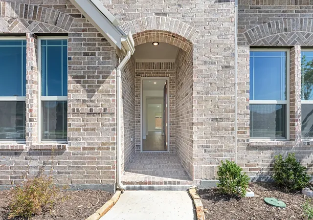 Photo 3 of Single family home for sale at 5500 Montex Rd, Argyle, TX 76226 | MLS# 21285507 | Listing updated on 2026-10-07