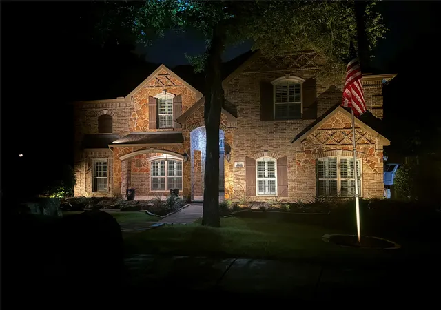 Photo 2 of Single family home for sale at 1450 Branding Iron Wy, Midlothian, TX 76065 | MLS# 21286607 | Listing updated on 2026-09-01