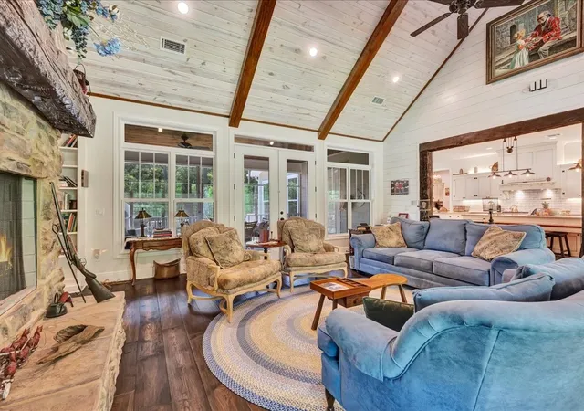 5th image of 716 Mountainview Rd, Lufkin, TX 75904 | MLS# 21288478