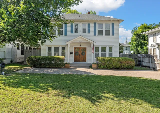 Photo 2 of Single family home for sale at 2514 Colcord Ave, Waco, TX 76707 | MLS# 21286921 | Listing updated on 2026-09-20