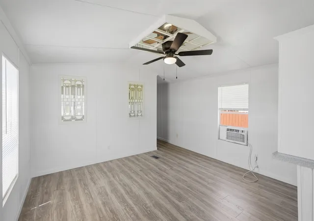 Photo 3 of Sale Pending at 902 Flamingo, Granbury, TX 76049 | MLS# 21280494 | Listing updated on 2026-07-26