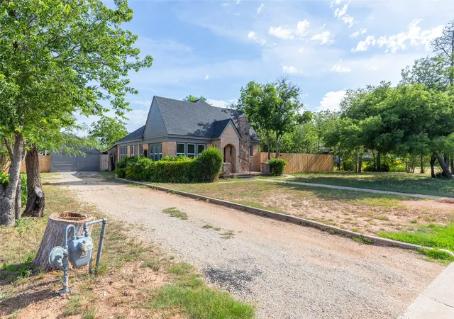 Homes for sale in Abilene, TX | 2001 S 20Th St, Abilene, TX 79602 | MLS# 21284245