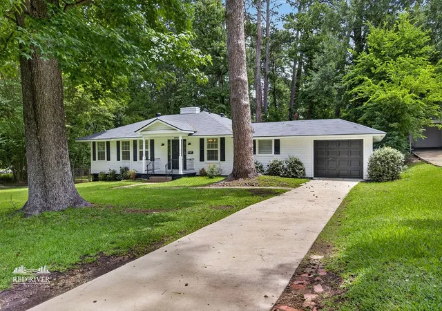 Photo 2 of Sale Pending at 4005 Richmond Ave, Shreveport, LA 71106 | MLS# 21288551 | Listing updated on 2026-07-11