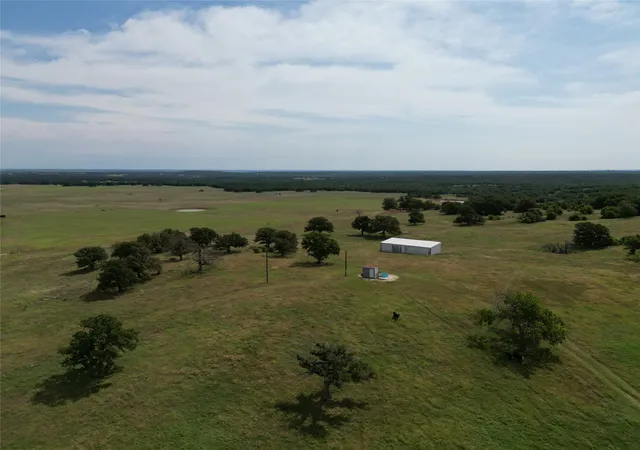 Photo 4 of Sale Pending at 2116 Fm-3301, Nocona, TX 76255 | MLS# 21285175 | Listing updated on 2026-10-01