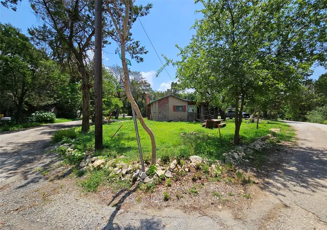 Photo 4 of Single family home for sale at 103 Canyon Dr, Whitney, TX 76692 | MLS# 21288485 | Listing updated on 2026-07-15