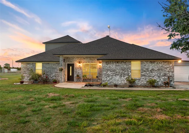 Photo 1 of Single family home for sale at 5330 Leroy Pkwy, West, TX 76691 | MLS# 21288553 | Listing updated on 2026-09-05