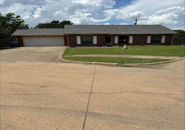 Homes for sale in Glenn Heights, TX | 123 Brisbane Ct, Glenn Heights, TX 75154 | MLS# 21288698