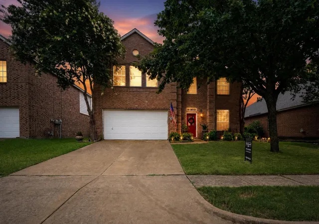 Photo 1 of Single family home for sale at 10610 Gleneagles Ln, Rowlett, TX 75089 | MLS# 21288700 | Listing updated on 2026-07-17
