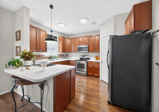 Photo 3 of Single family home for sale at 10610 Gleneagles Ln, Rowlett, TX 75089 | MLS# 21288700 | Listing updated on 2026-07-17
