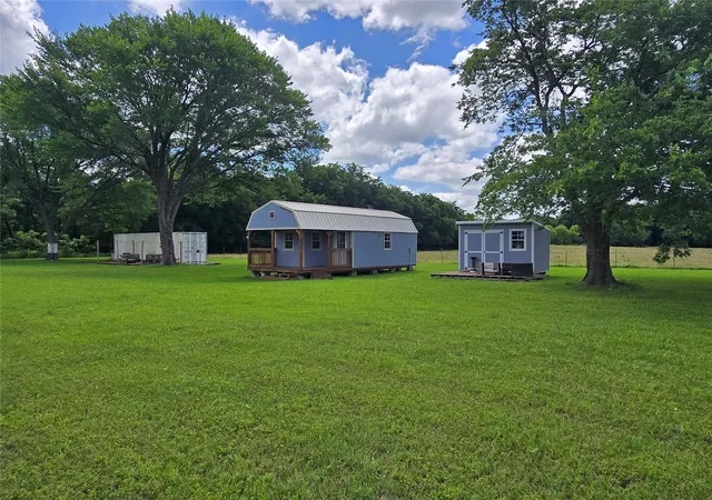Homes for sale in Honey Grove, TX | 652 County Road 2850, Honey Grove, TX 75446 | MLS# 21288728