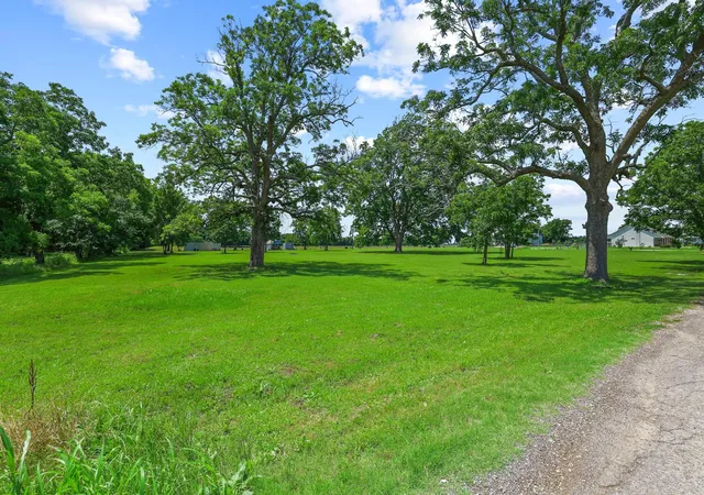 Homes for sale in Honey Grove, TX | 652 County Road 2850, Honey Grove, TX 75446 | MLS# 21288728