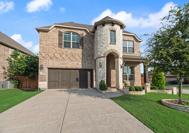 Homes for sale in Argyle, TX | 1900 Monahan Dr, Argyle, TX 76226 | MLS# 21288220