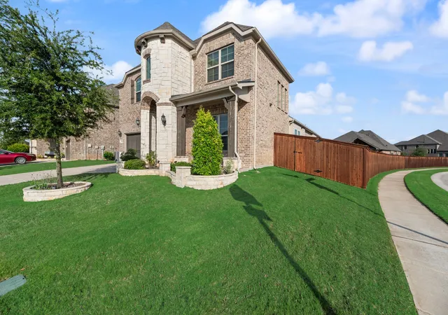Homes for sale in Argyle, TX | 1900 Monahan Dr, Argyle, TX 76226 | MLS# 21288220