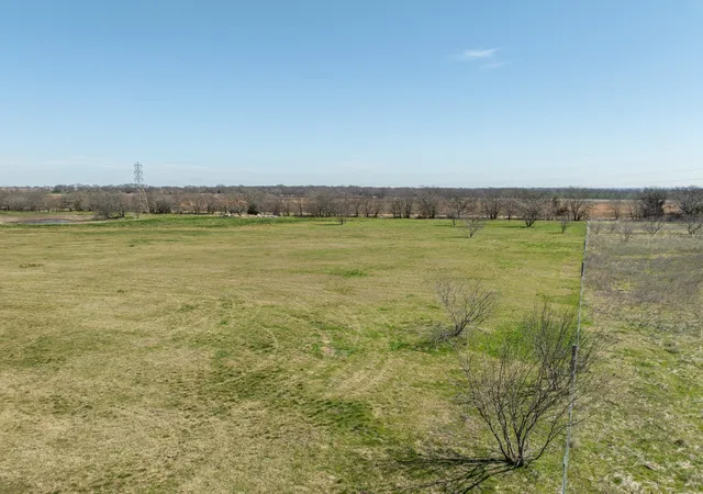 Homes for sale in Abbott, TX | Tbd I-35, Abbott, TX 76621 | MLS# 21288660