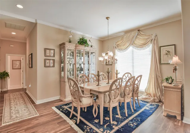 Photo 4 of Single family home for sale at 4922 Viejo Ct, Granbury, TX 76049 | MLS# 21073749 | Listing updated on 2026-07-19