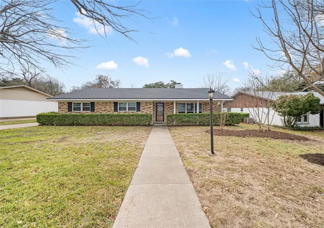 Homes for sale in Woodway, TX | 740 Wedgewood Dr, Woodway, TX 76712 | MLS# 21288847