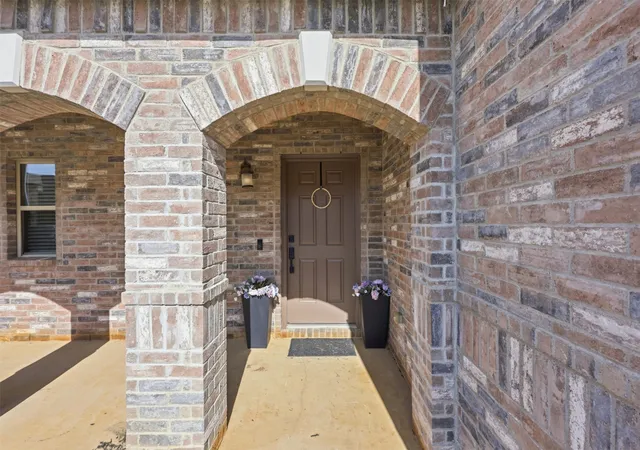 Photo 3 of Single family home for sale at 10201 Fox Grove Ct, Fort Worth, TX 76131 | MLS# 21288933 | Listing updated on 2026-07-28