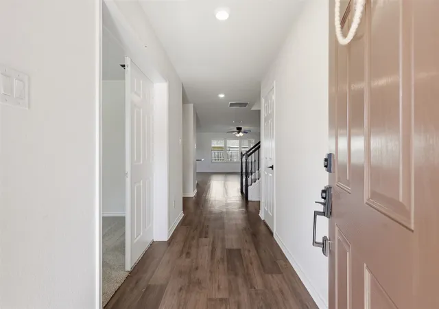 Photo 3 of Single family home for sale at 10201 Fox Grove Ct, Fort Worth, TX 76131 | MLS# 21288933 | Listing updated on 2026-07-28