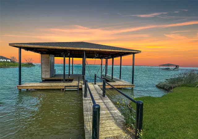 Photo 1 of Land for sale at 117 Diamond Point Dr, Corsicana, TX 75109 | MLS# 21288058 | Listing updated on 2026-08-25