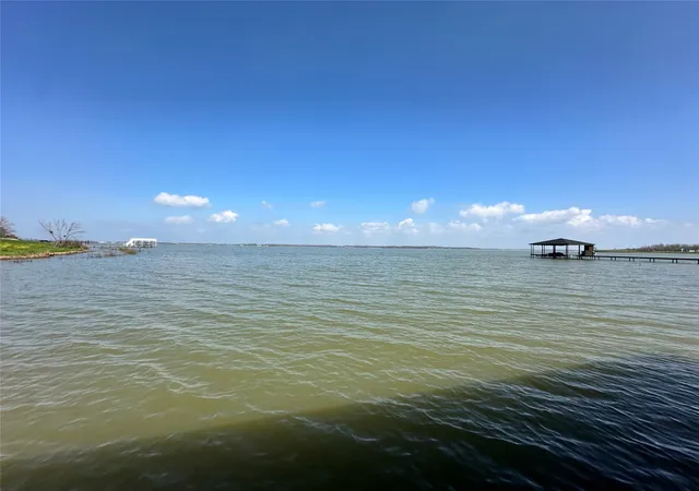 Photo 2 of Land for sale at 117 Diamond Point Dr, Corsicana, TX 75109 | MLS# 21288058 | Listing updated on 2026-08-25