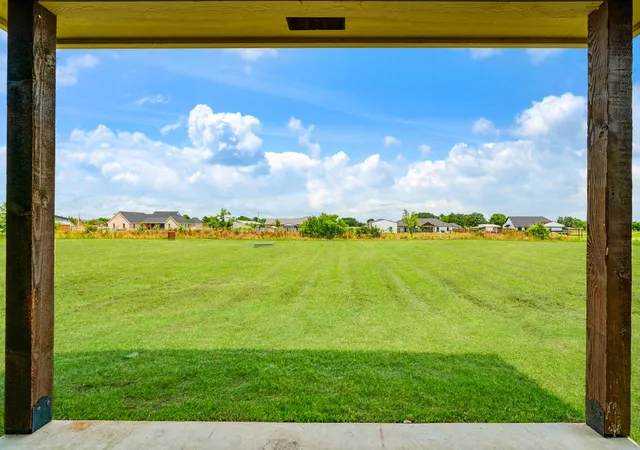 Photo 2 of Single family home for sale at 204 Private Road 33083, Sumner, TX 75486 | MLS# 21288800 | Listing updated on 2026-07-16